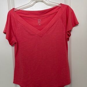 New York & Company Coral V-Neck Tee